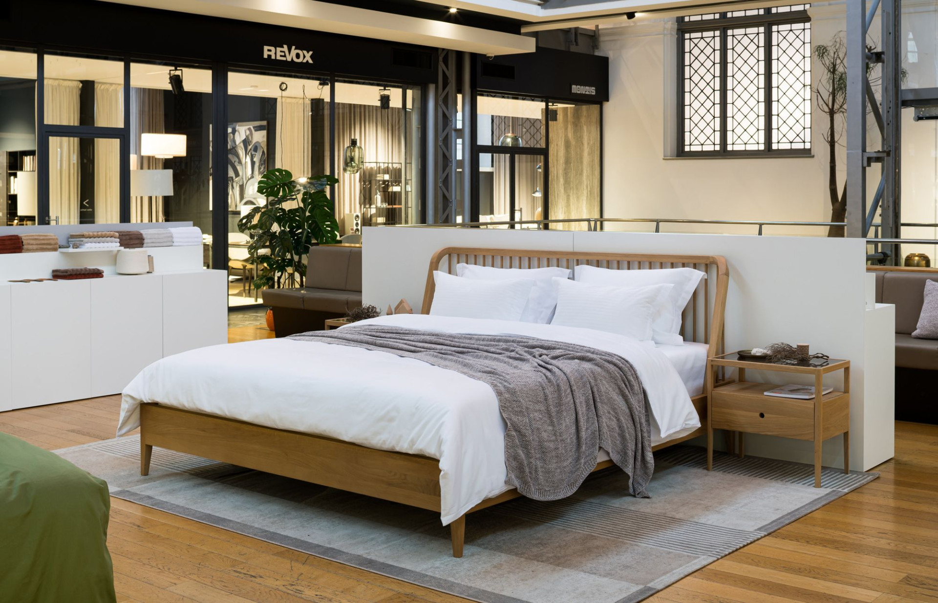 View and touch our signature collection Quiet Jungle.